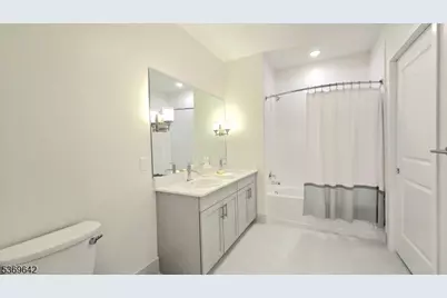 135 Fairfield Rd #206, Fairfield, NJ 07004 - Photo 10