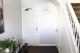 664 Valley St Unit, Orange, NJ 07050 - Photo 6