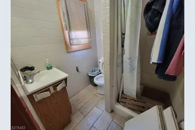 631 Valley, Montclair, NJ 07043 - Photo 8