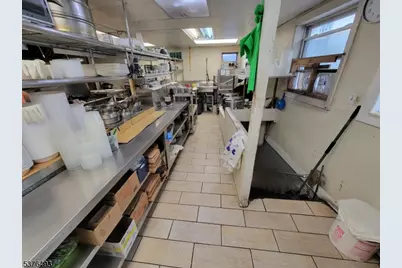 631 Valley, Montclair, NJ 07043 - Photo 16