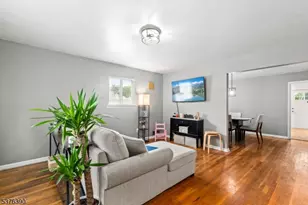 401 White St, Orange, NJ 07050 - Photo 6