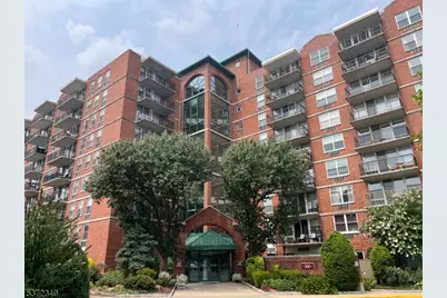 300 Main St #901, Little Falls Township, NJ 07424 - Photo 2