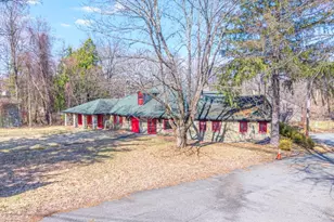 30 Gingerbread Castle Rd, Hamburg, NJ 07419 - Photo 1