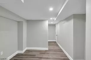 553 S Orange Ave, Newark, NJ 07103 - Photo 16