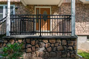 246 Millbrook Rd, Harmony Township, NJ 07882 - Photo 2