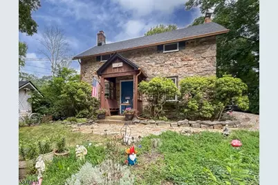 136 Drakestown Rd, Mount Olive, NJ 07840 - Photo 1