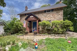 136 Drakestown Rd, Mount Olive, NJ 07840 - Photo 1