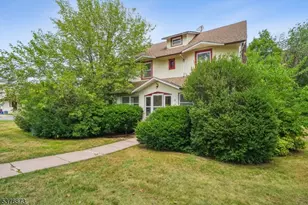 20 St Pauls Pl, Nutley, NJ 07110 - Photo 1