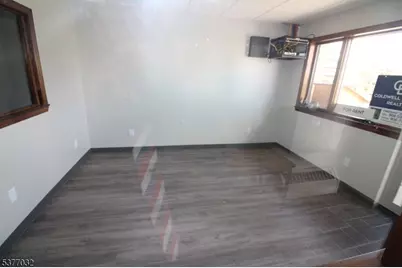 91 Brunswick Ave, Bloomsbury, NJ 08804 - Photo 4