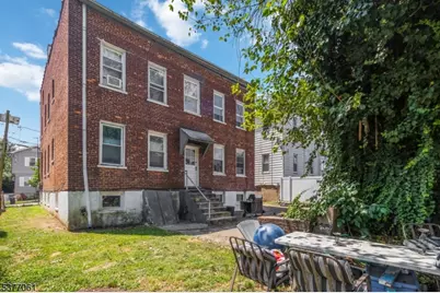 20 Monroe Pl, Montclair, NJ 07042 - Photo 8
