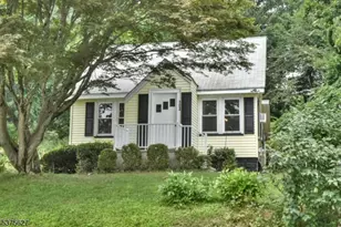 103 Vreeland Ave, Bloomingdale, NJ 07403 - Photo 1