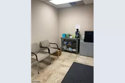 45 Brant Ave, Clark Township, NJ 07066 - Photo 4