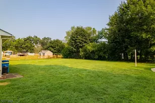 45 Amwell Rd, Millstone Borough, NJ 08844 - Photo 18