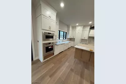 15 Campbell Ct, Bridgewater Twp., NJ 08807 - Photo 4