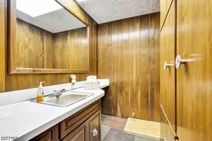 240 Belmont Ave, North Plainfield, NJ 07060 - Photo 34