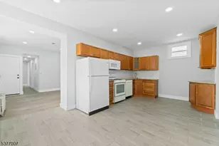 114 Littleton Ave, Newark, NJ 07103 - Photo 2