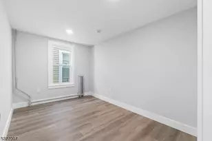 114 Littleton Ave, Newark, NJ 07103 - Photo 16