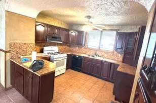 335 Tremont Ave, East Orange, NJ 07018 - Photo 8