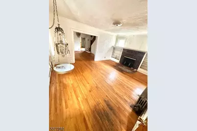 335 Tremont Ave, East Orange, NJ 07018 - Photo 4