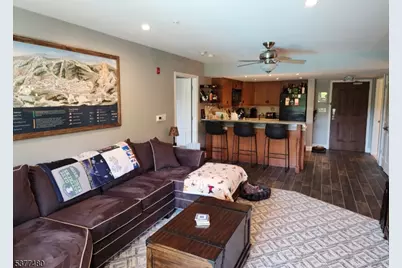 200 State Rt 94 Unit #214, Vernon Twp., NJ 07462 - Photo 2