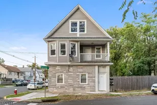 301 Manson Pl, Plainfield, NJ 07063 - Photo 1