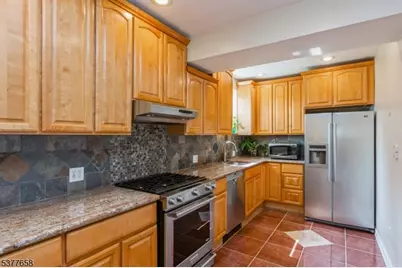 221 Madison Street, Linden, NJ 07036 - Photo 8