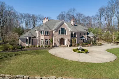 5 Queens Ct, Mendham Township, NJ 07960 - Photo 2