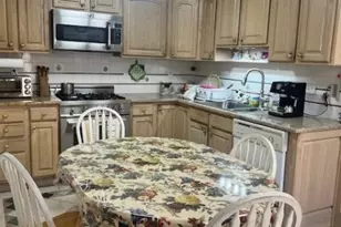 63 Waydell St, Newark, NJ 07105 - Photo 2