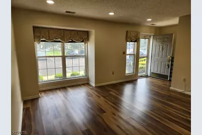 502 Dunn Cir, Bridgewater, NJ 08807 - Photo 4