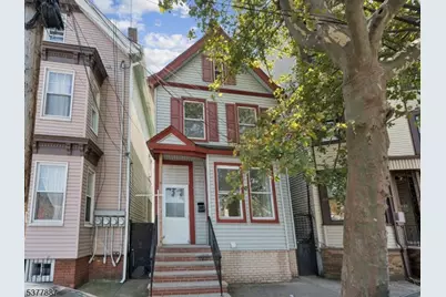 85 Lang St, Newark, NJ 07105 - Photo 1