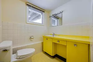 17 Oxford Dr, Livingston, NJ 07039 - Photo 26