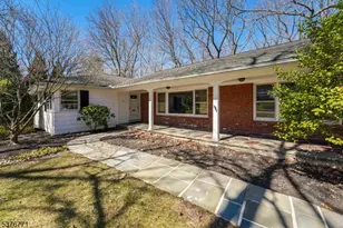 17 Oxford Dr, Livingston, NJ 07039 - Photo 1