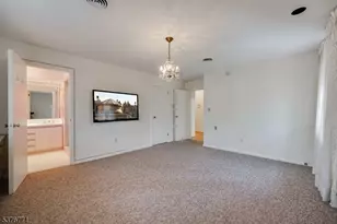 17 Oxford Dr, Livingston, NJ 07039 - Photo 12