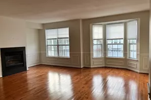 8 Worthington Terrace, Raritan Township, NJ 08822 - Photo 2