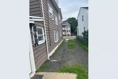 106-108 W Somerset St, Raritan, NJ 08869 - Photo 24