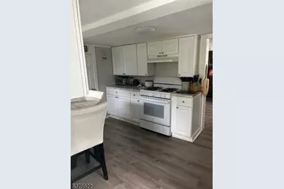 106-108 W Somerset St, Raritan, NJ 08869 - Photo 16