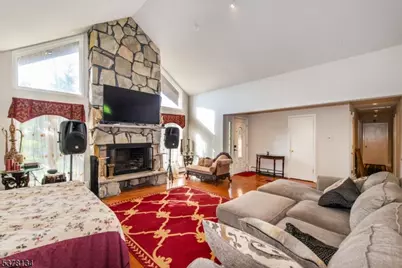 112 King George Rd, Warren Township, NJ 07059 - Photo 8