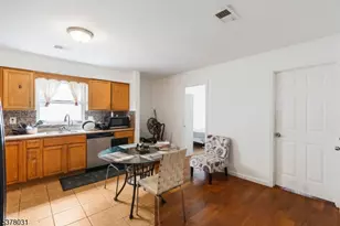 533 Livingston St, Elizabeth, NJ 07206 - Photo 4