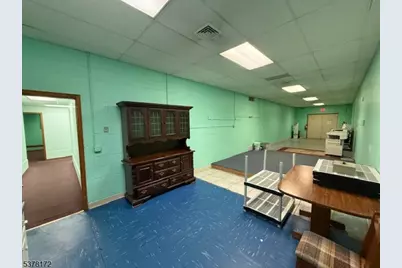 372 S Main St, Phillipsburg, NJ 08865 - Photo 10