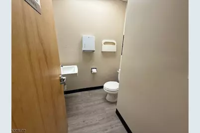 372 S Main St, Phillipsburg, NJ 08865 - Photo 12