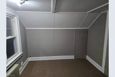 410 Horseneck Rd, Fairfield, NJ 07004 - Photo 32