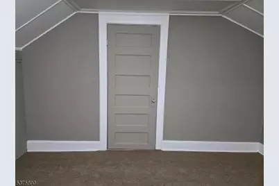 410 Horseneck Rd, Fairfield, NJ 07004 - Photo 30