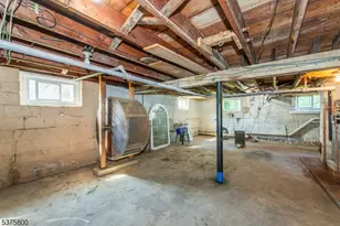 410 Horseneck Rd, Fairfield, NJ 07004 - Photo 46