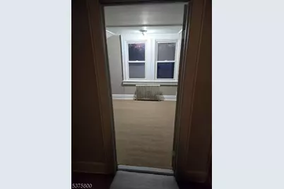 410 Horseneck Rd, Fairfield, NJ 07004 - Photo 34