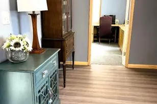 410 Horseneck Rd, Fairfield, NJ 07004 - Photo 8