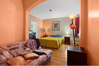 352 N 7th St, Newark, NJ 07107 - Photo 14