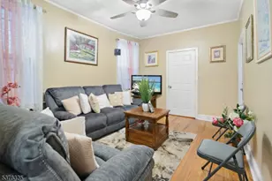 352 N 7th St, Newark, NJ 07107 - Photo 20