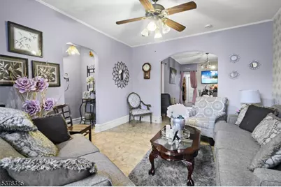 352 N 7th St, Newark, NJ 07107 - Photo 6