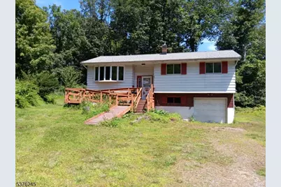 2 Venice Ln, Jefferson Township, NJ 07849 - Photo 1