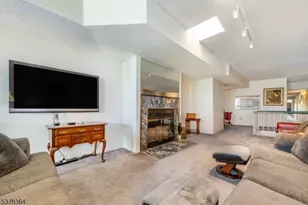 1360 Hamburg Turnpike, Wayne, NJ 07470 - Photo 16